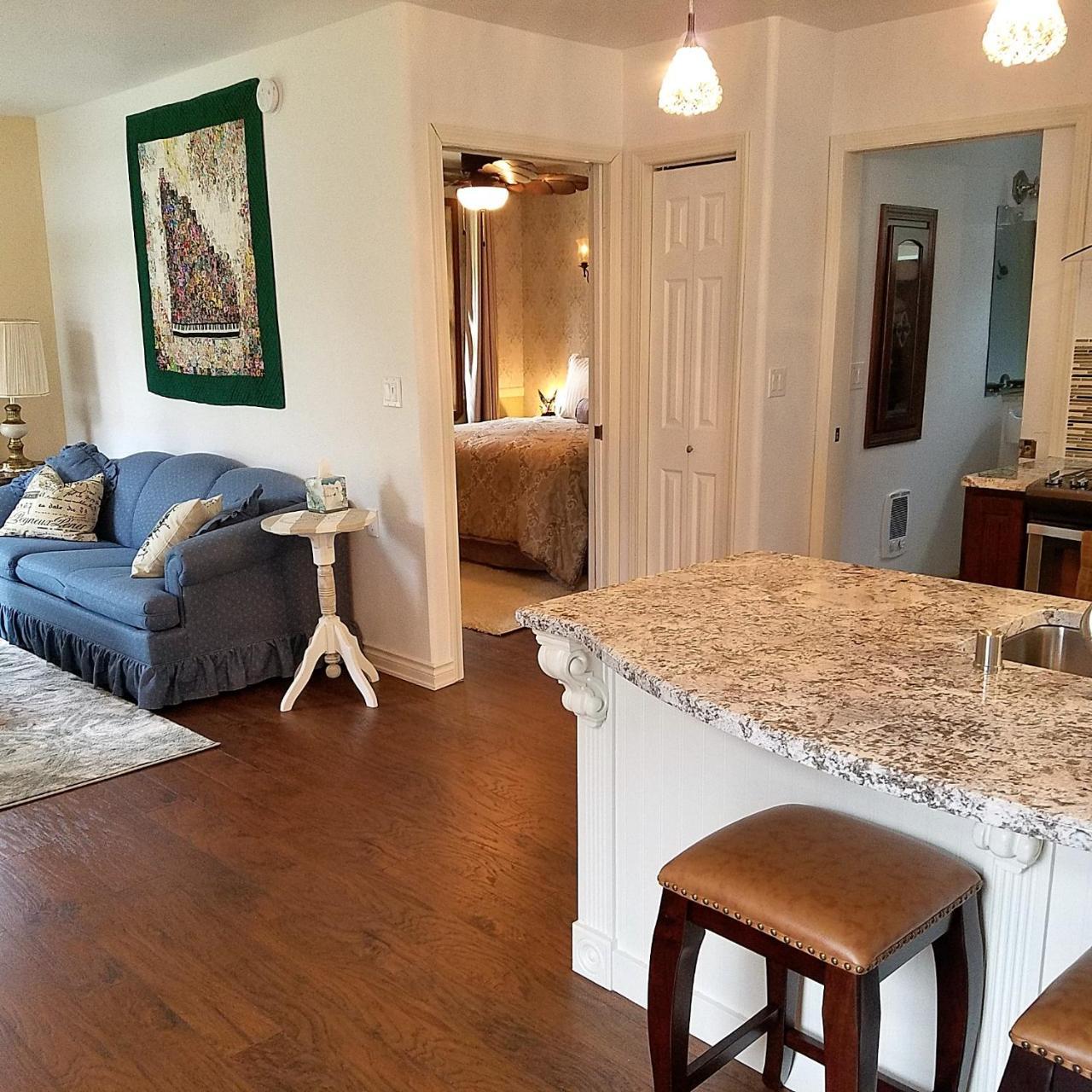 Arbor Rouge Cottage Clinton Екстериор снимка